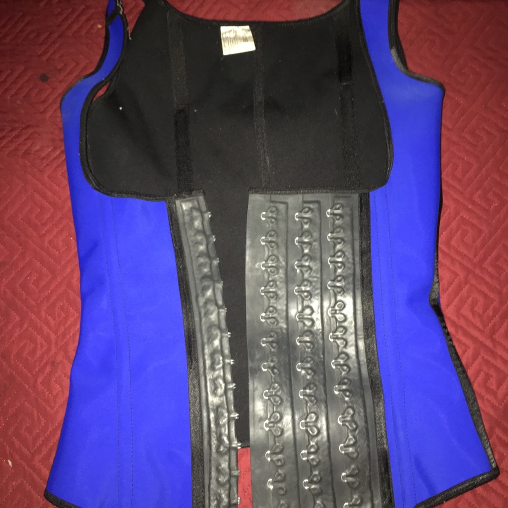 Waist trainer - Picture 3 of 3